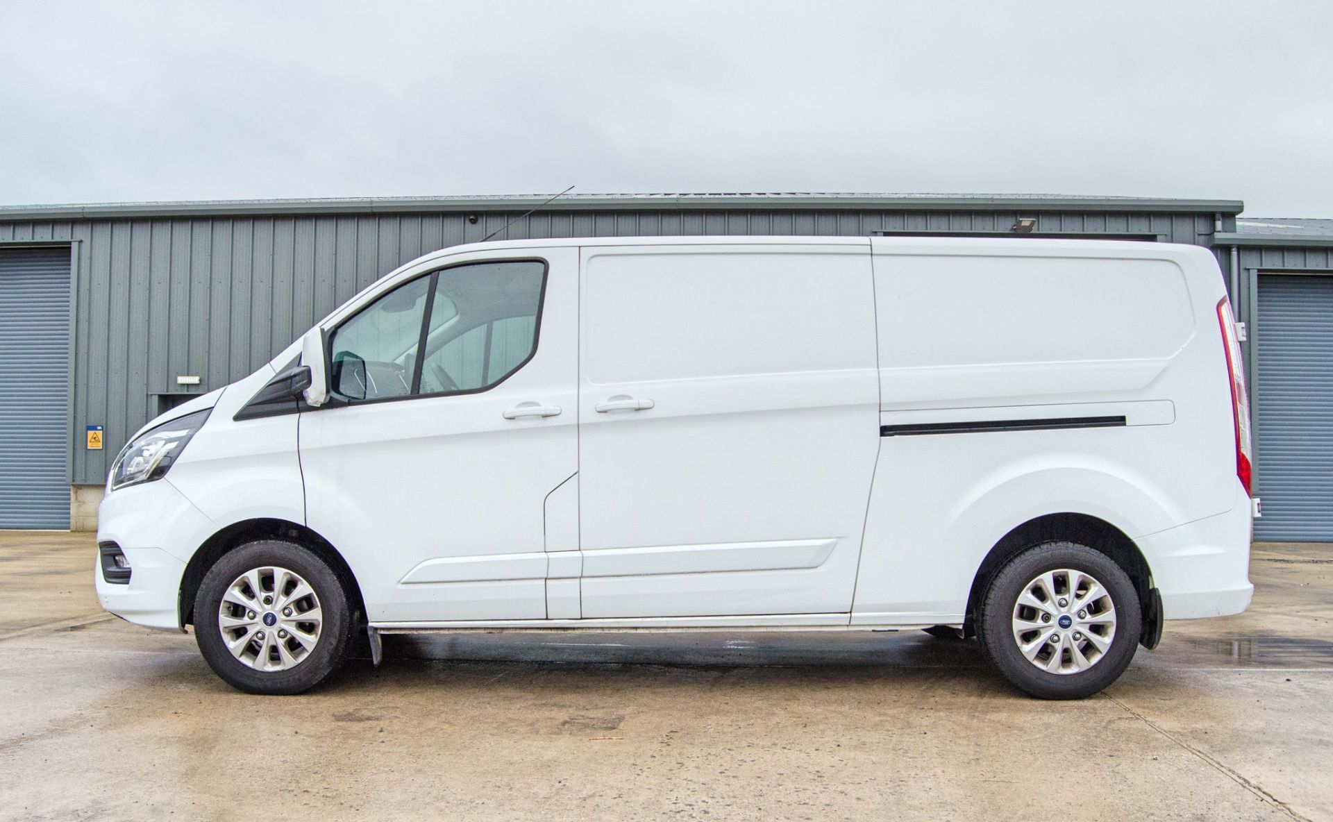 Ford Transit Custom 300 Limited Blue 6 speed manual panel van Registration Number: MW20 SFF Date - Image 8 of 30