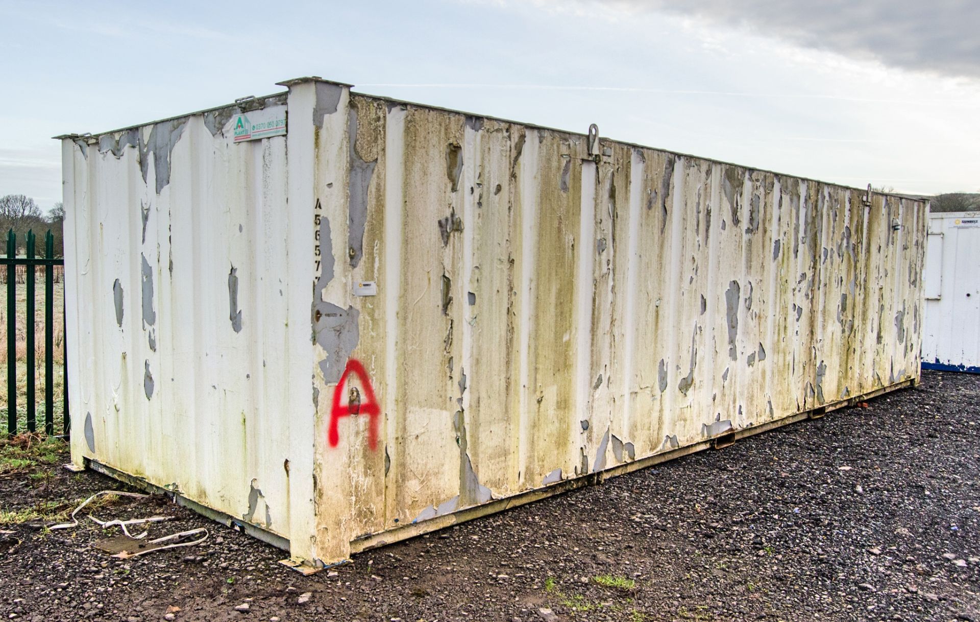 32ft x 10ft steel store site unit A565773 ** No keys but unlocked ** - Image 3 of 5