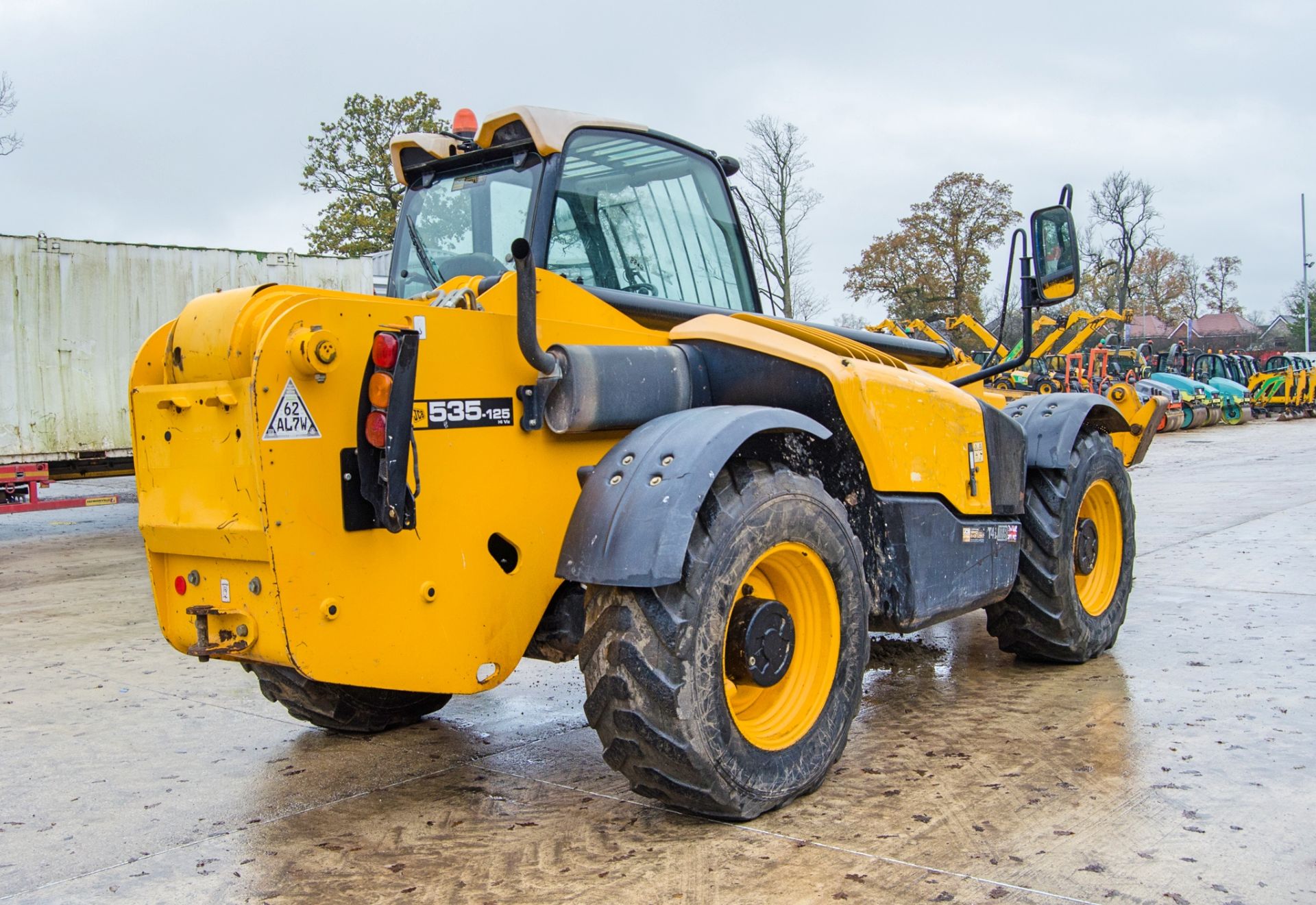 JCB 535-125 Hi-Viz 12.5 metre telescopic handler Year: 2015 S/N: 2348540 Recorded Hours: 4358 - Image 3 of 24