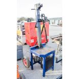 Oxdale petrol driven log splitter ** Parts missing ** 21930003