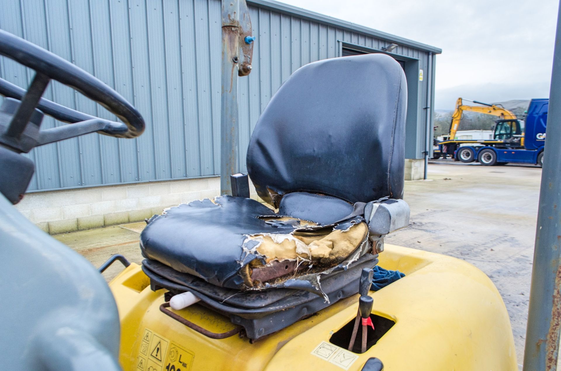 Lifton 1 tonne hi-tip dumper Year: 2003 S/N: 38000851 Recorded Hours: 1285 ** No VAT on hammer price - Image 18 of 23