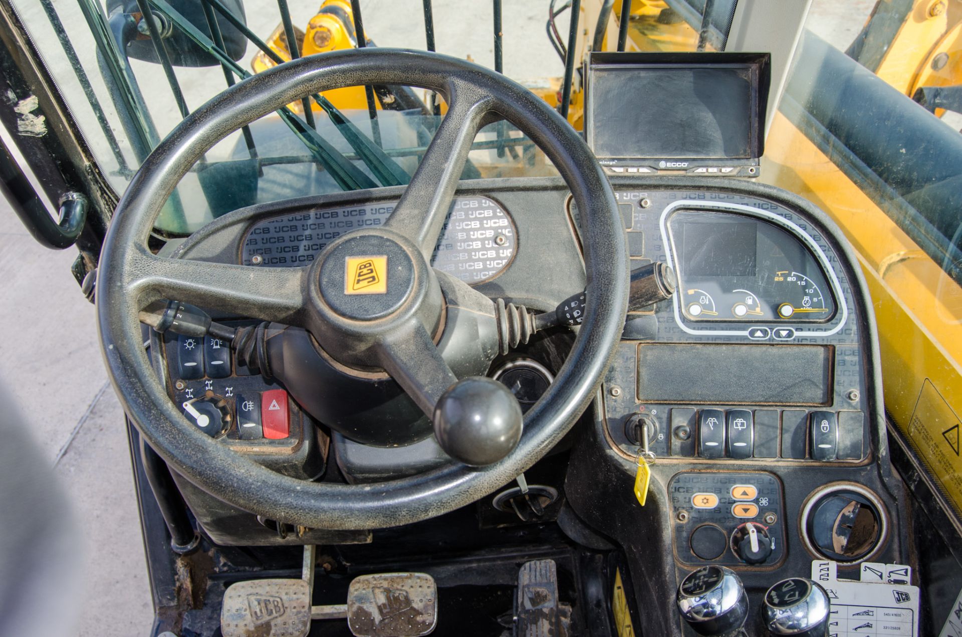 JCB 535-125 Hi-Viz T4 IV 12.5 metre telescopic handler Year: 2018 S/N: 2725276 Recorded Hours: - Image 18 of 26