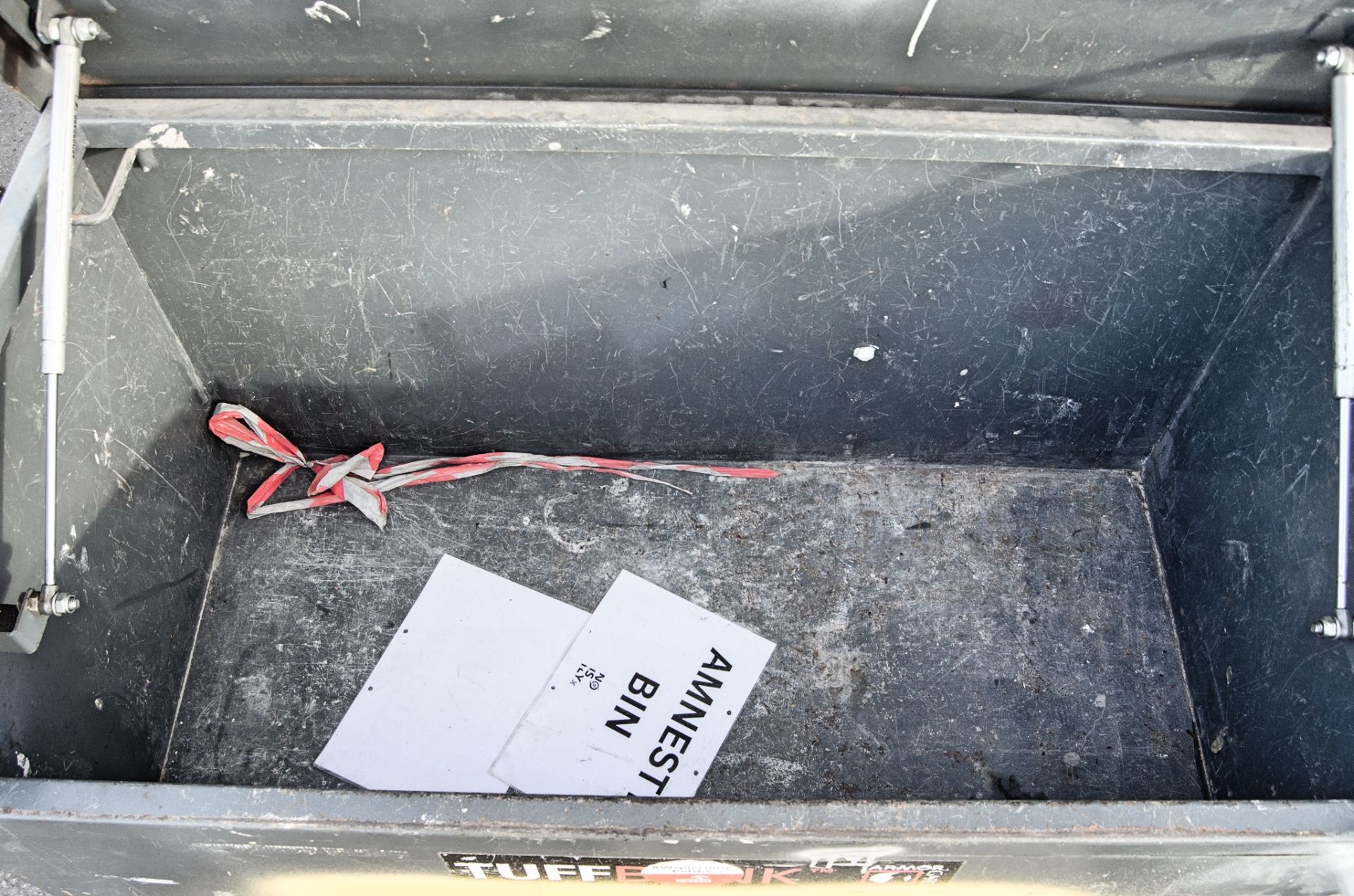 Armorgard Tuffbank steel tool store ** No keys but unlocked ** 14041355 - Image 2 of 2