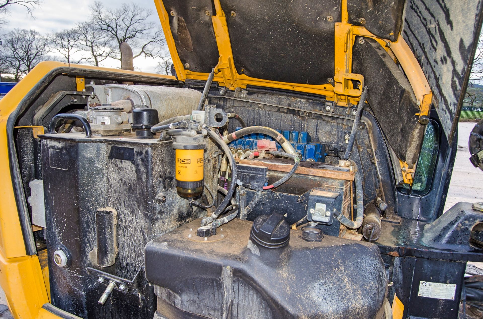 JCB 85 Z-1 ECO 8.5 tonne rubber tracked excavator Year: 2017 S/N: 2501060 Recorded Hours: 4788 - Image 23 of 25