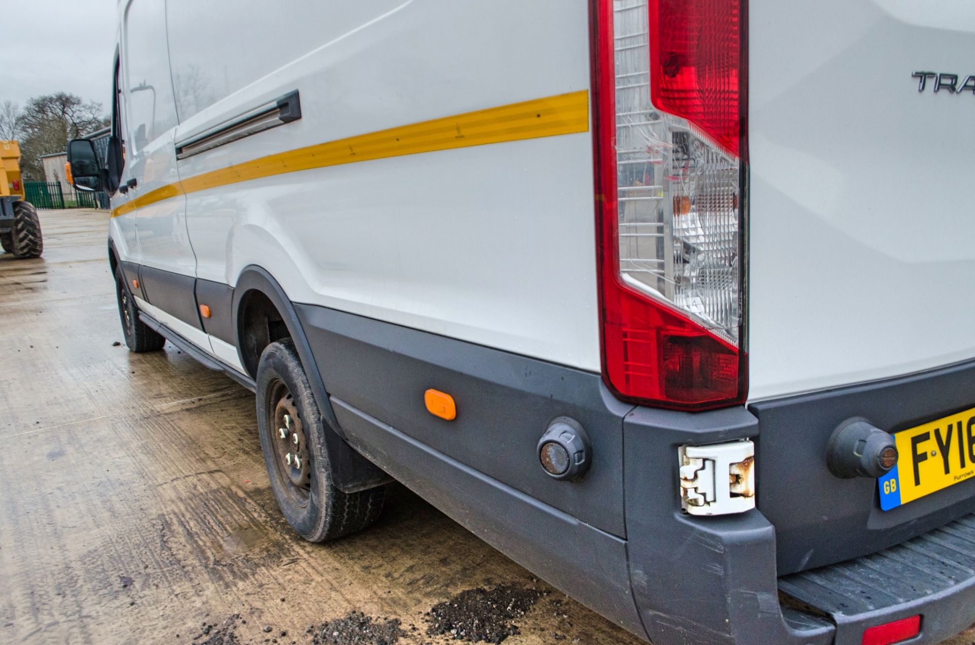 Ford Transit 350 2198cc diesel RWD LWB 6 speed manual panel van Registration Number: FY16 LXN Date - Image 12 of 28