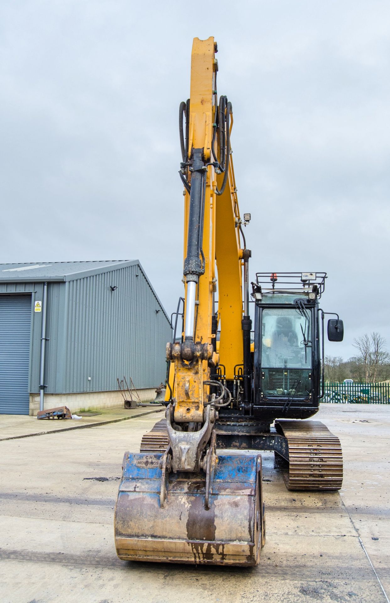 JCB JS131 LC+ 13 tonne steel tracked excavator Year: 2018 S/N: 2442347 Recorded Hours: 5575 piped. - Image 5 of 31