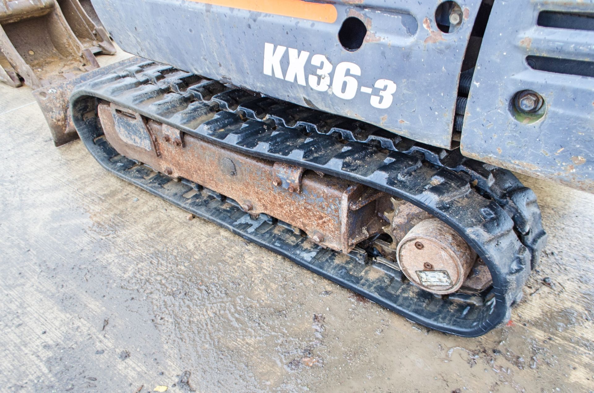 Kubota KX36-3 1.5 tonne rubber tracked mini excavator Year: 2004 S/N: 554433 Recorded Hours: 3629 - Image 11 of 24