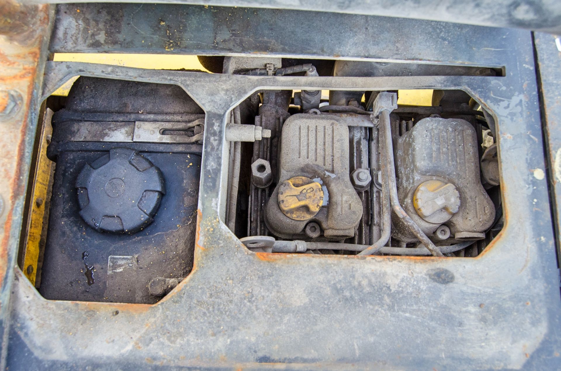 Wacker Neuson DPU100-70 diesel driven forward/reverse compactor plate A608615 - Image 3 of 3