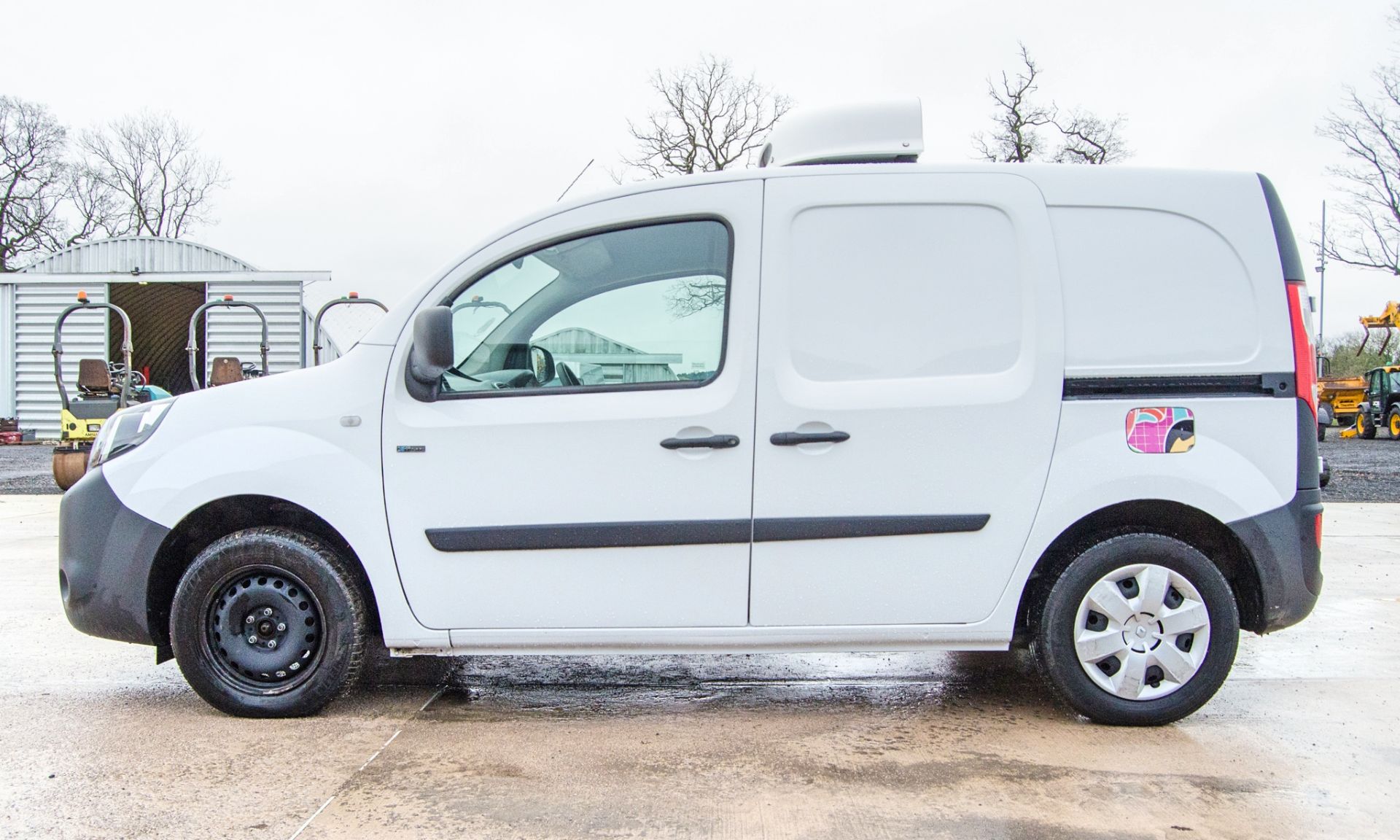 Renault Kangoo ML20 I ZE Business electric refrigerator panel van Registration Number: MW70 LDY Date - Image 7 of 28