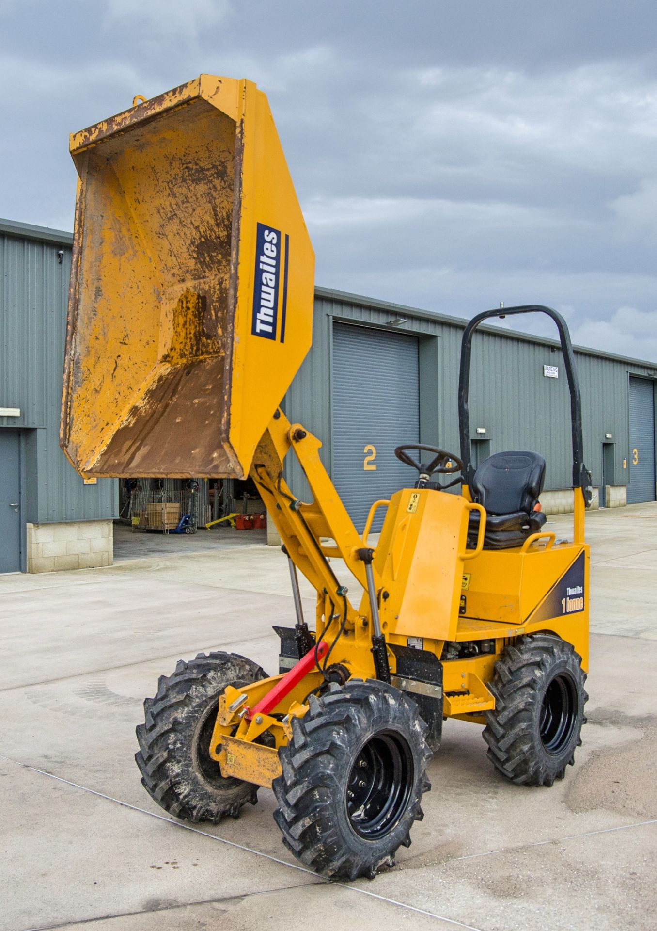 Thwaites 1 tonne Hi-tip dumper Year: 2021 S/N: 101F4617 Recorded Hours: 192 2108TWT902 - Image 9 of 21