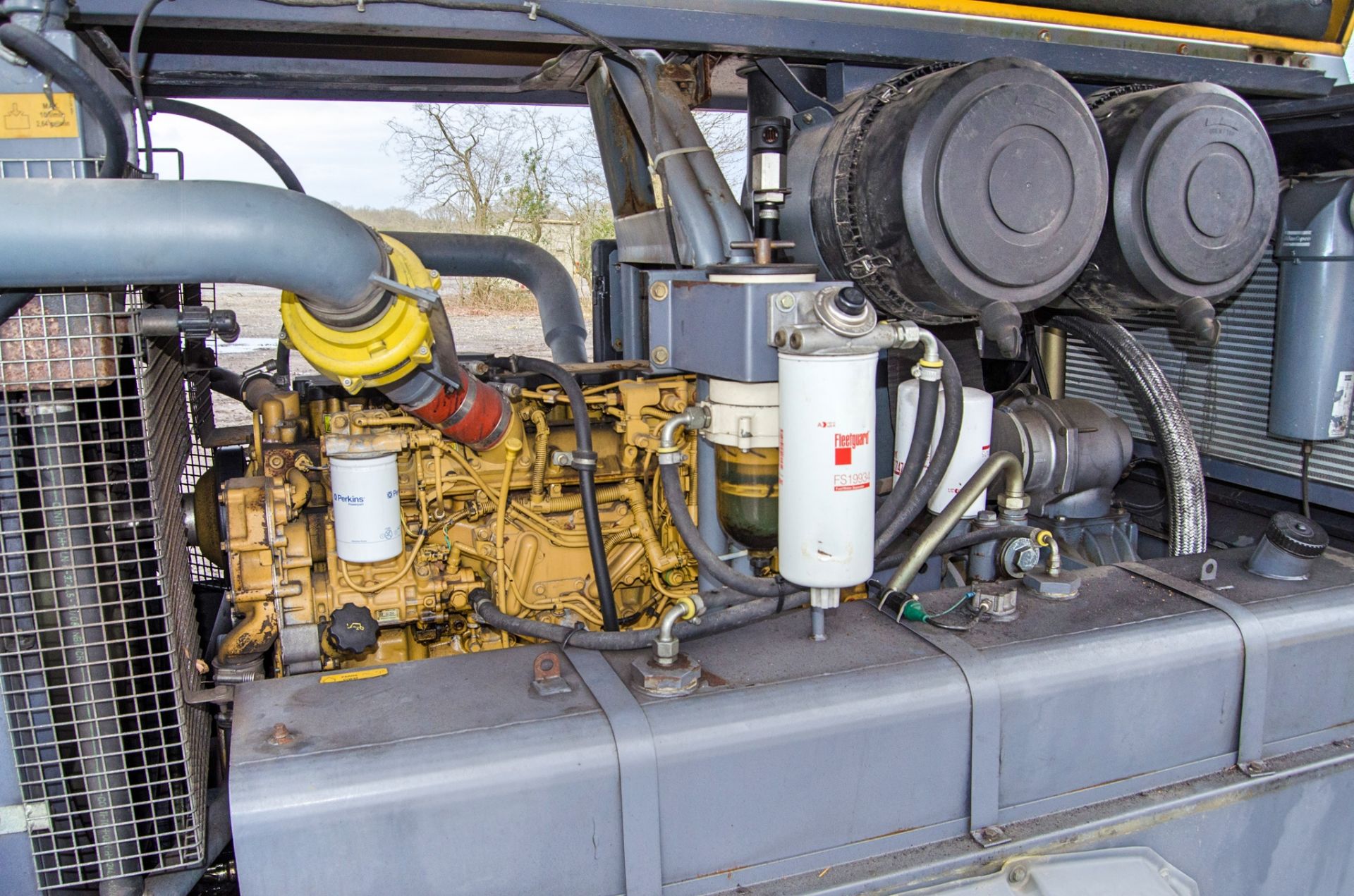 Atlas Copco XAHS 237 diesel driven fast tow mobile air compressor Year: 2008 S/N: 80731015 - Image 9 of 9