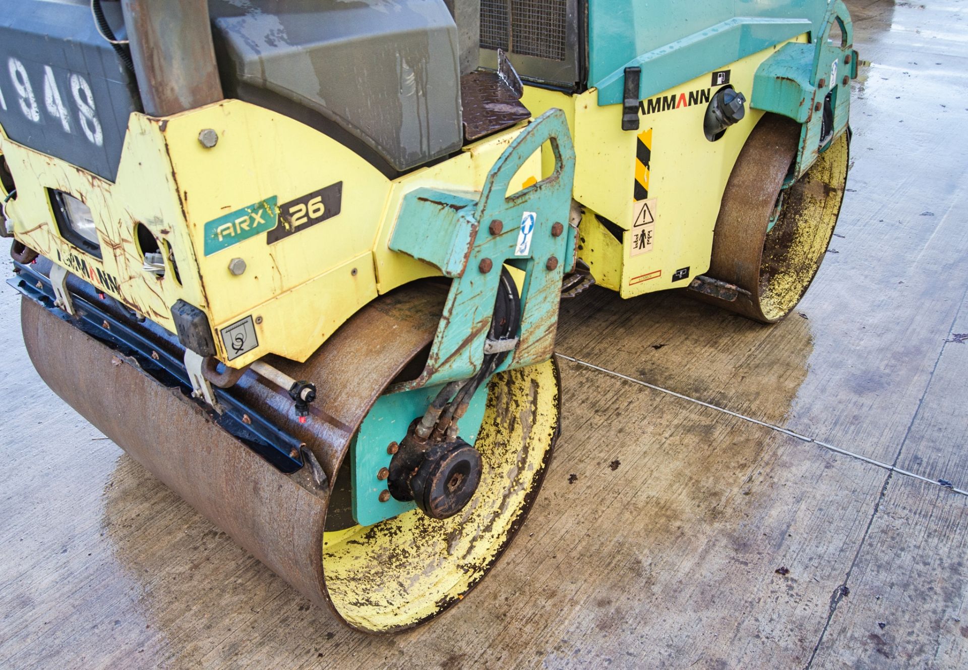 Ammann ARX26 double drum ride on roller Year: 2015 S/N: 6150026 Recorded Hours: 1351 1948 - Image 10 of 20