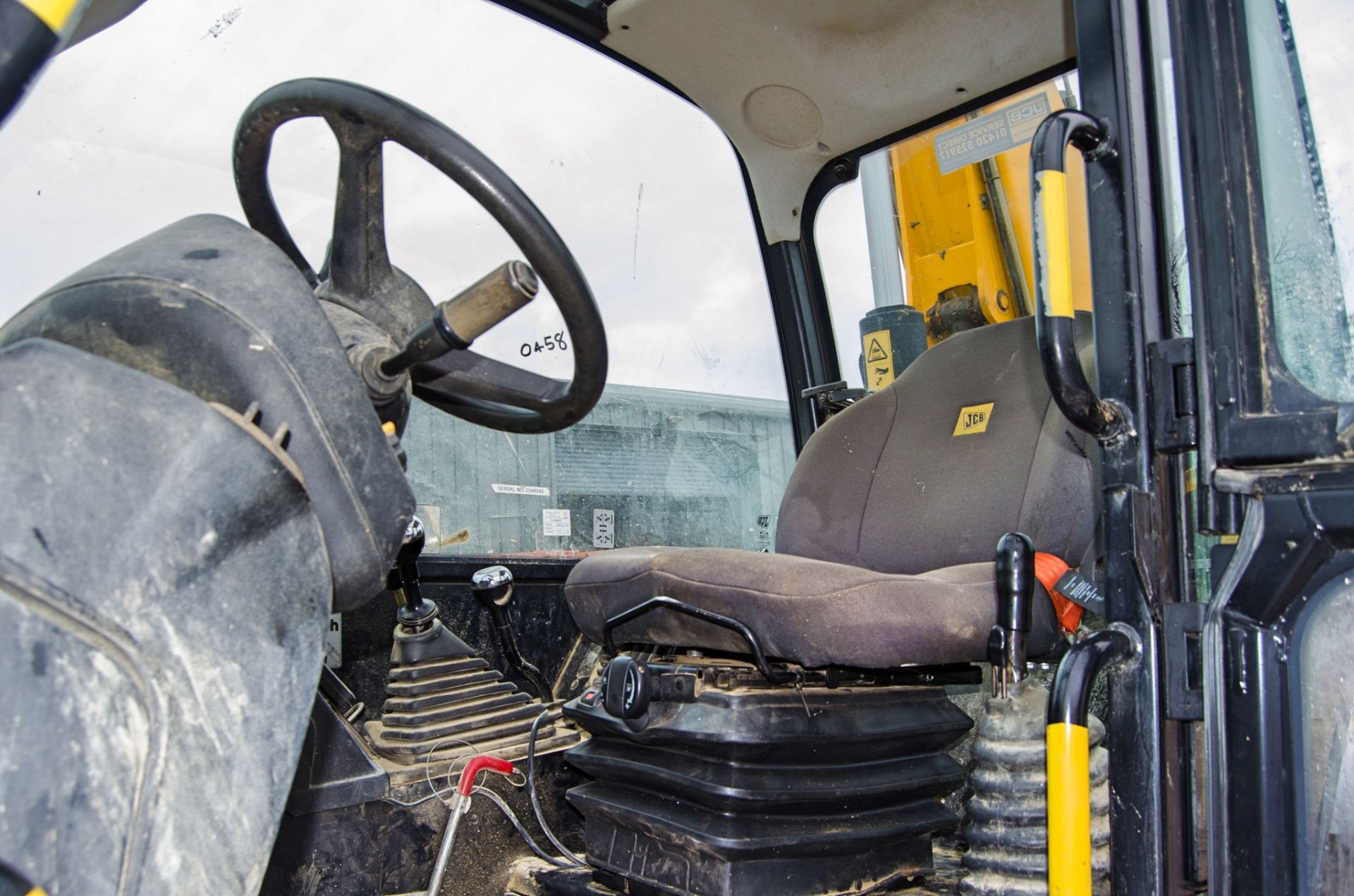 JCB 535-125 Hi-Viz 12.5 metre telescopic handler Year: 2015 S/N: 2348540 Recorded Hours: 4358 - Image 17 of 24