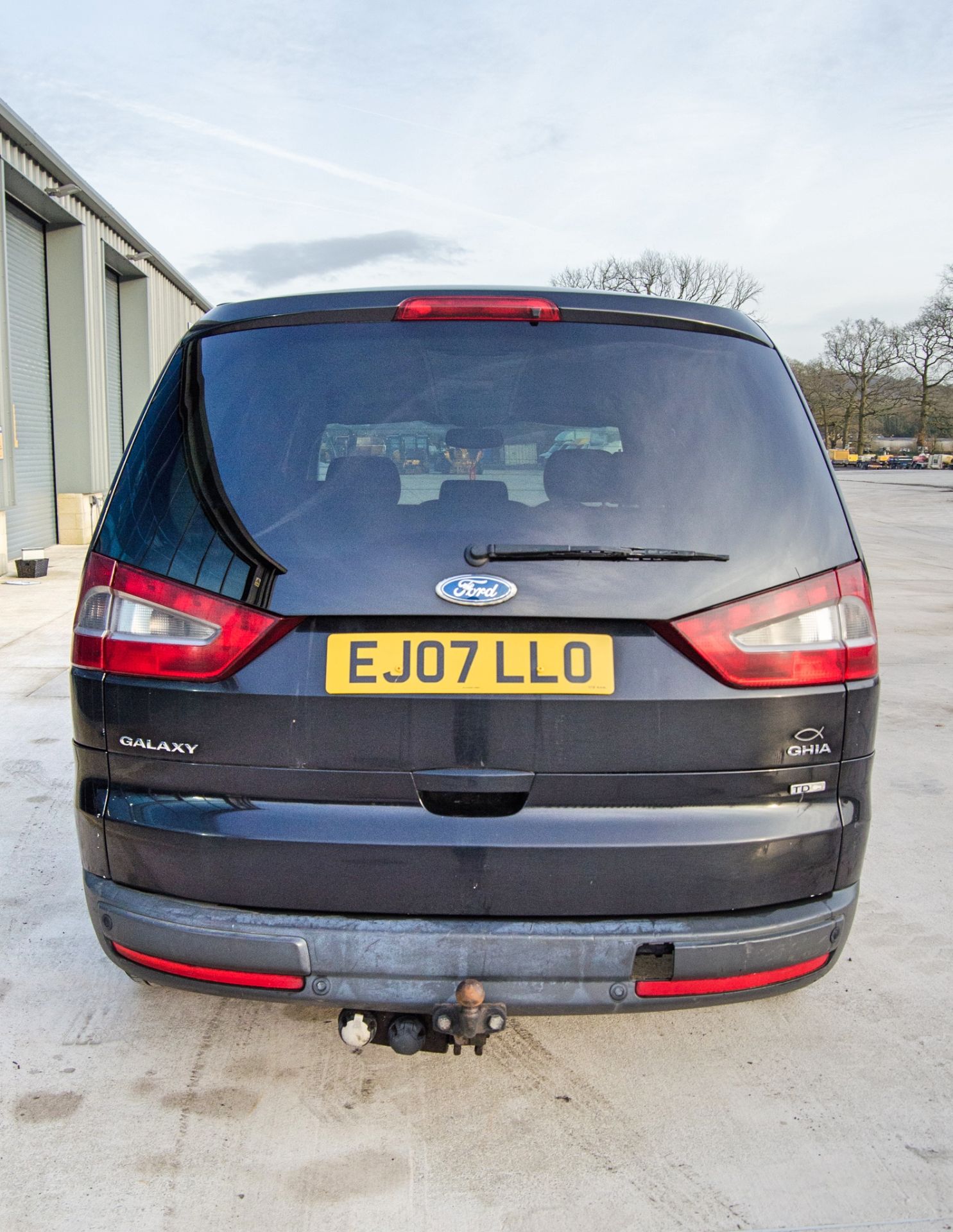 Ford Galaxy 1753cc TDCi Ghia 6 speed manual 7 seat estate car Registration Number: EJ07 LLO Date - Image 6 of 32