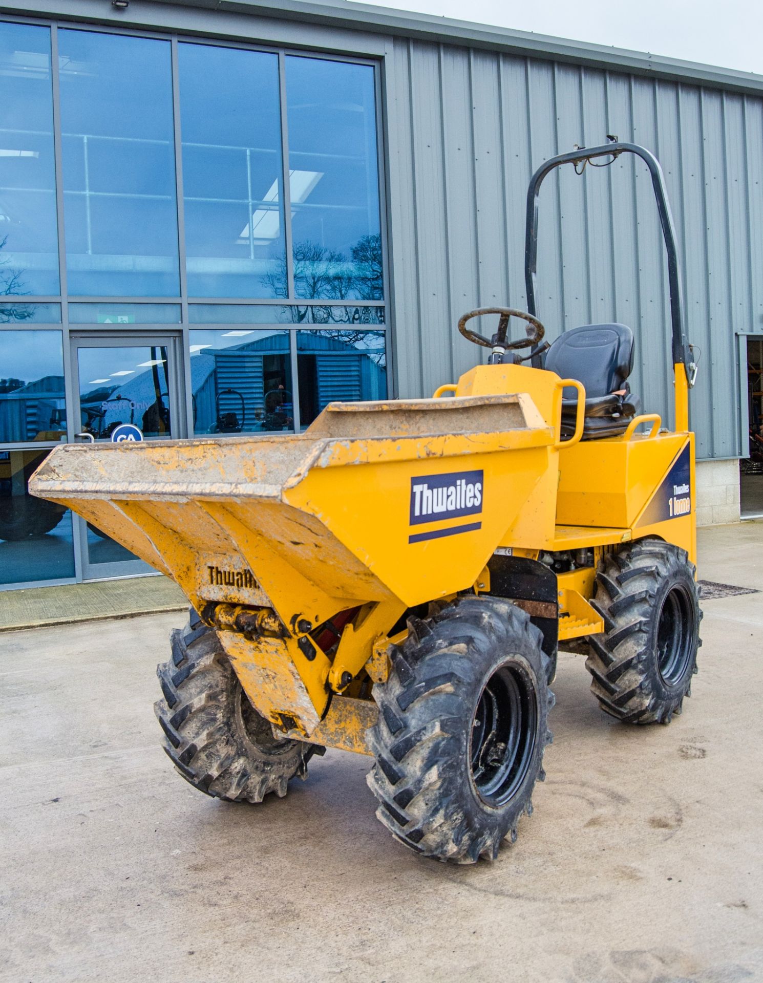 Thwaites 1 tonne hi-tip dumper Year: 2021 S/N: 210F616 Recorded Hours: 389