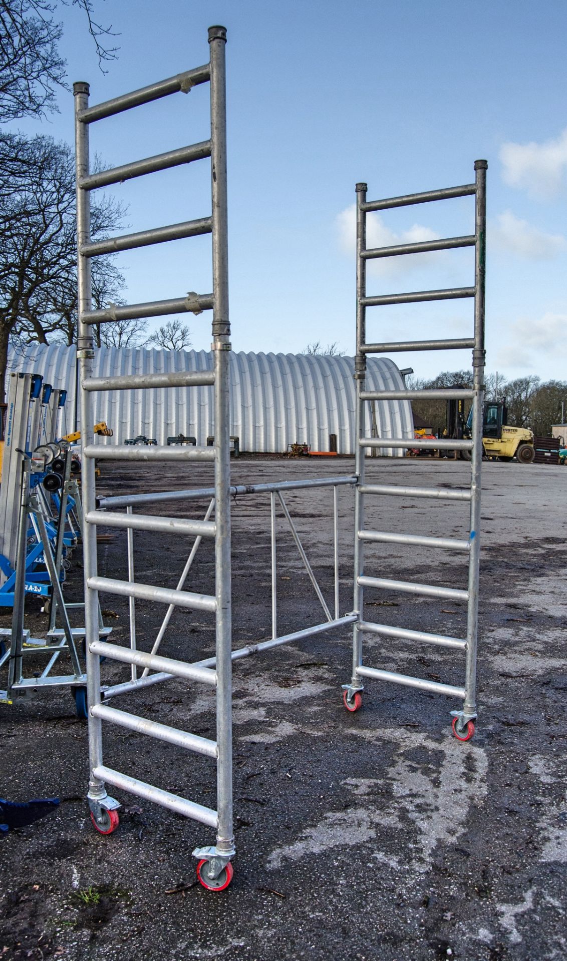 Aluminium mobile scaffold frame A1179917