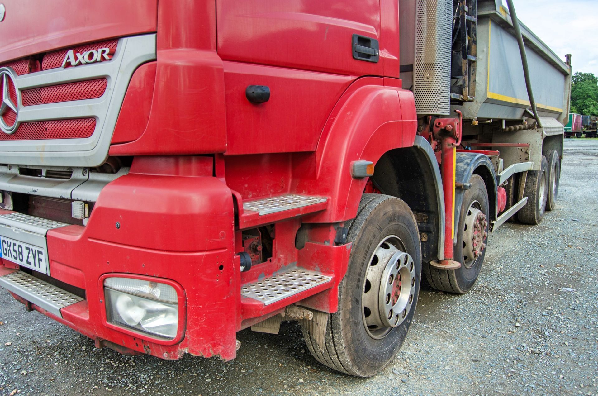 Mercedes Benz Axor 3240K 8x4 32 tonne grab tipper lorry Registration Number: GK58 ZYF Date of - Image 9 of 35