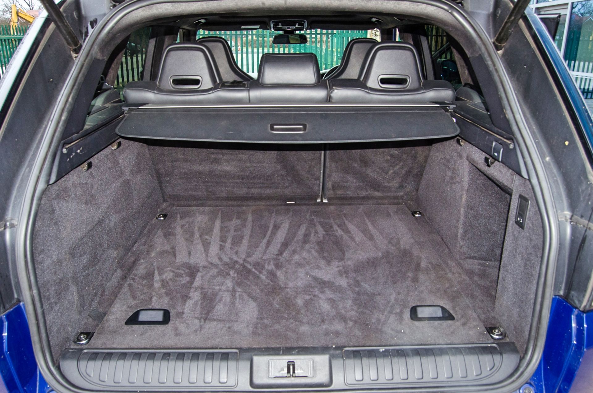 Range Rover Sport SVR 5 litre V8 Supercharged petrol automatic estate Registration Number: AE65 - Image 38 of 42