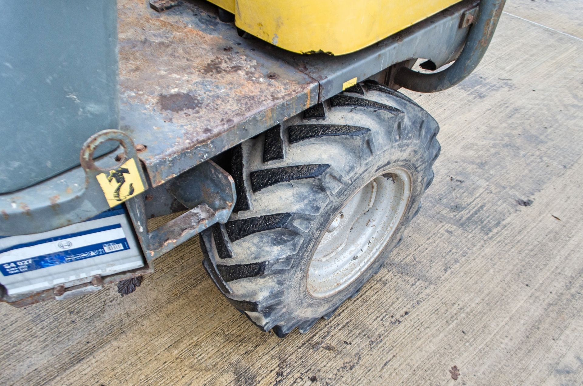 Lifton 1 tonne hi-tip dumper Year: 2003 S/N: 38000851 Recorded Hours: 1285 ** No VAT on hammer price - Image 17 of 23