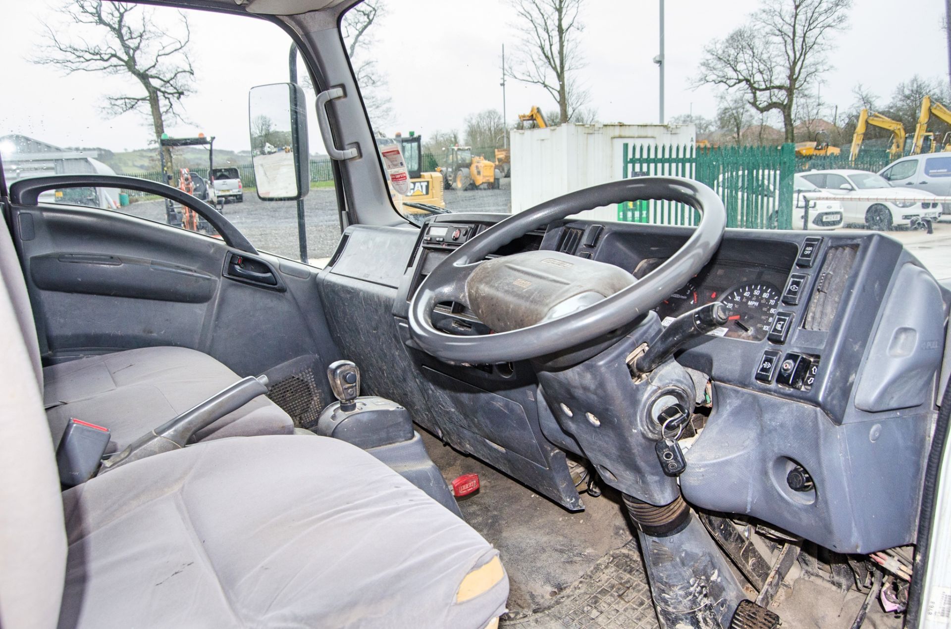 Isuzu N75.190 7.5 tonne automatic tipper lorry Registration Number: PO11 GOA Date of Registration: - Image 21 of 29