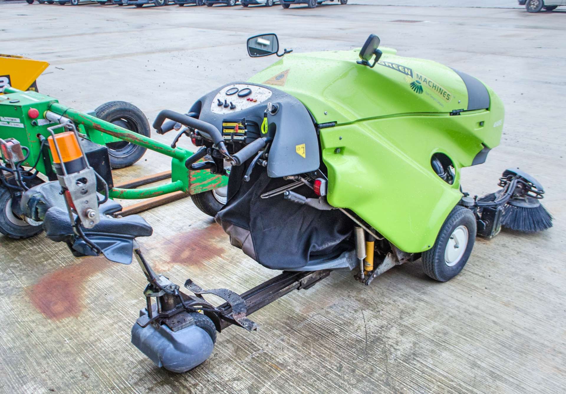 Green Machines 414RS diesel driven ride on sweeper Recorded hours: 251