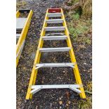 Lyte 8 tread glass fibre framed step ladder 1901LYT0675