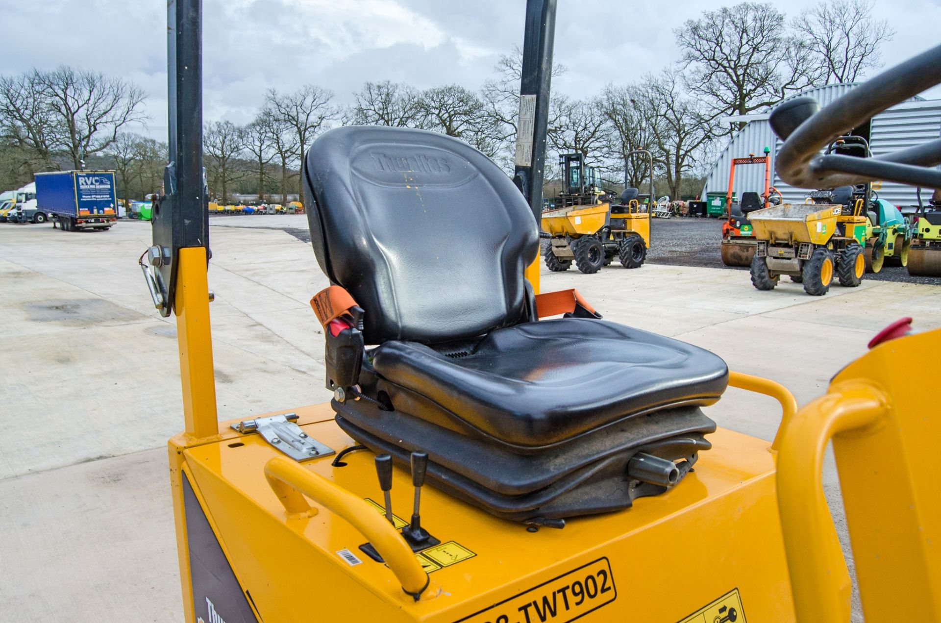 Thwaites 1 tonne Hi-tip dumper Year: 2021 S/N: 101F4617 Recorded Hours: 192 2108TWT902 - Image 16 of 21