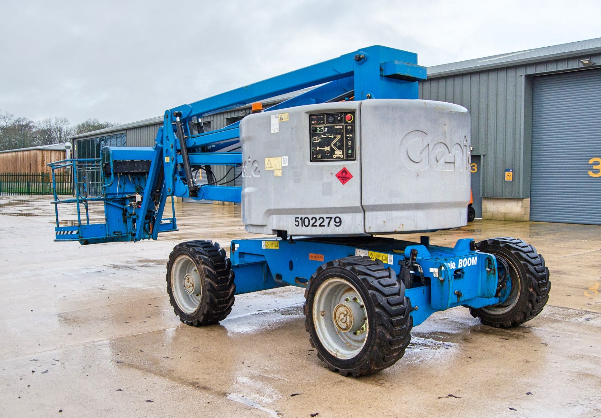 Genie Z45/25J diesel/battery electric 4 wheel drive articulated boom lift access platform Year: 2014 - Image 4 of 19