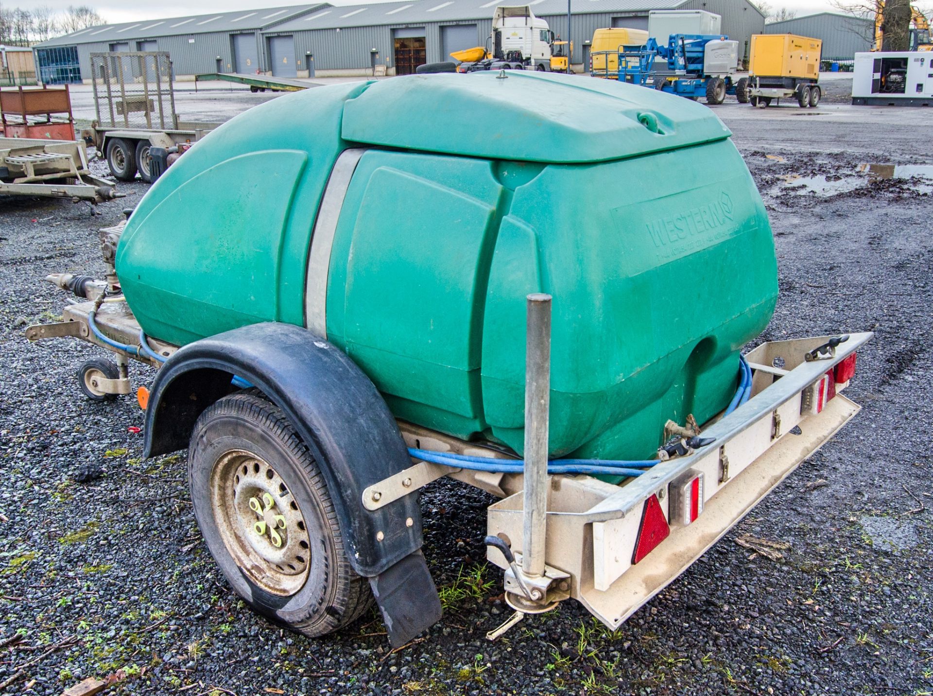 Western diesel driven fast tow pressure washer bowser c/w hose and lance A691433 - Image 4 of 7