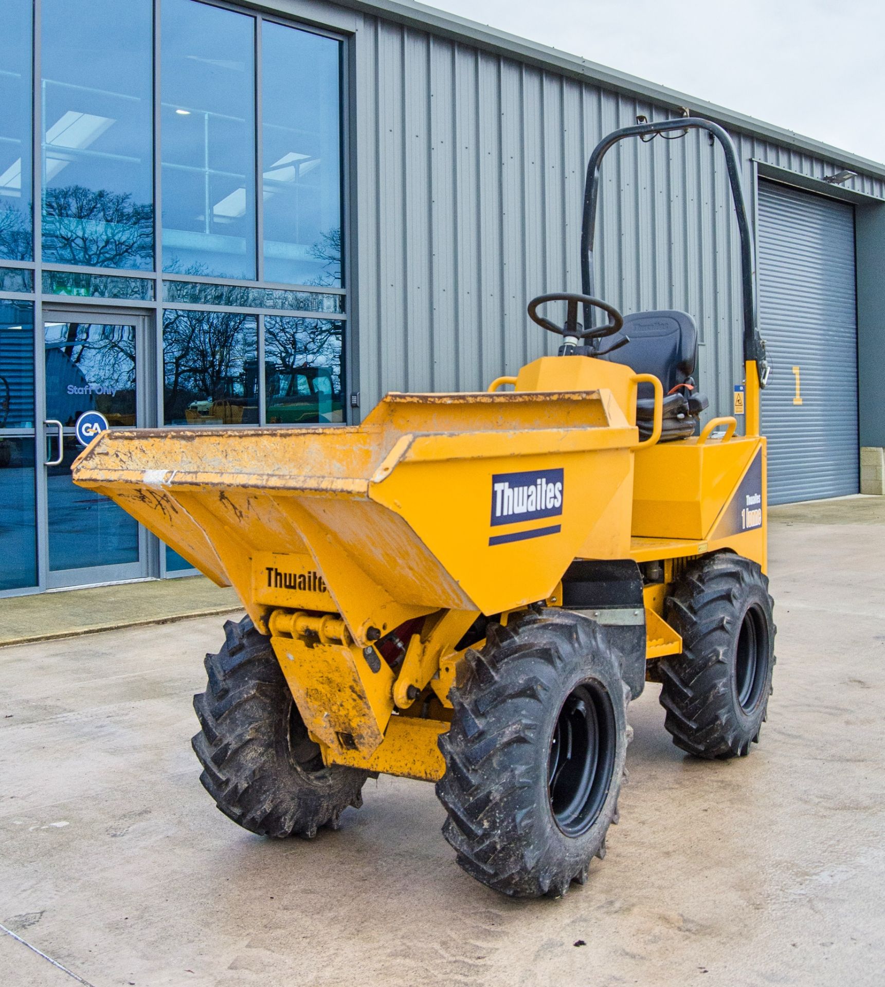 Thwaites 1 tonne hi-tip dumper Year: 2021 S/N: 118F4240 Recorded Hours: 239