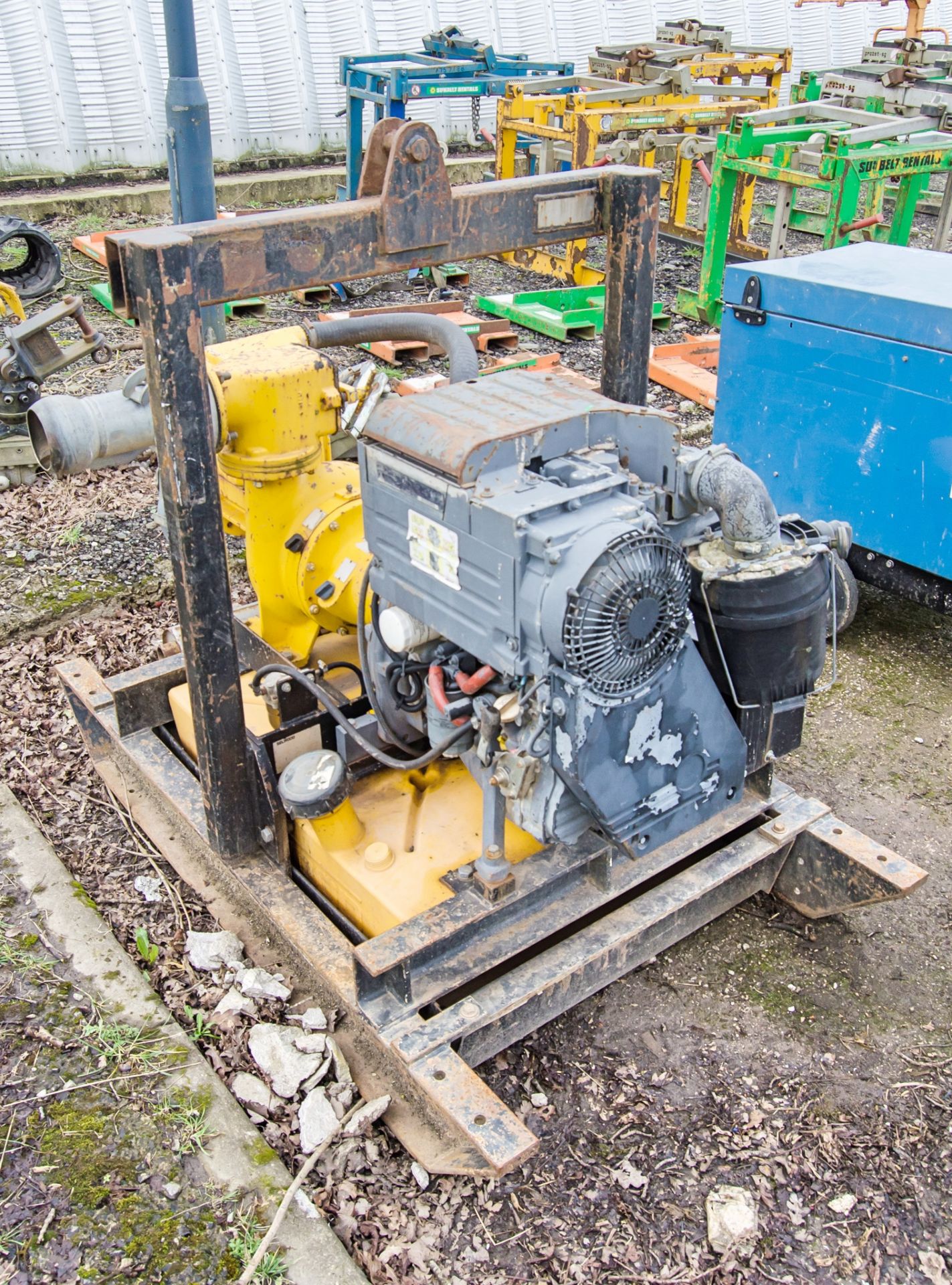 Diesel driven 6 inch site water pump A844035 - Image 2 of 4