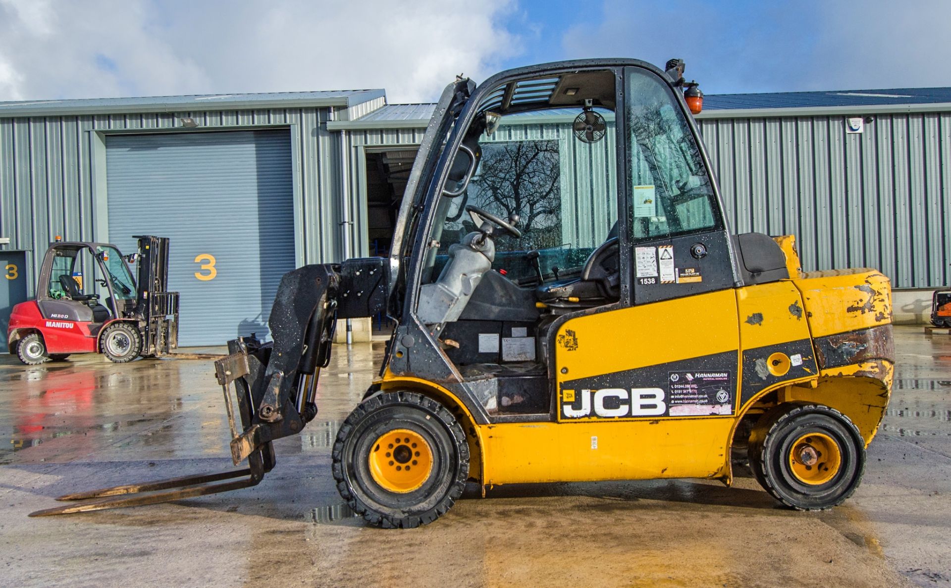 JCB Teletruck TLT35D diesel driven 2 wheel drive telescopic truck Year: 2011 S/N: 1540867 Recorded - Image 7 of 22