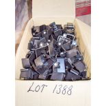 Box of level clips