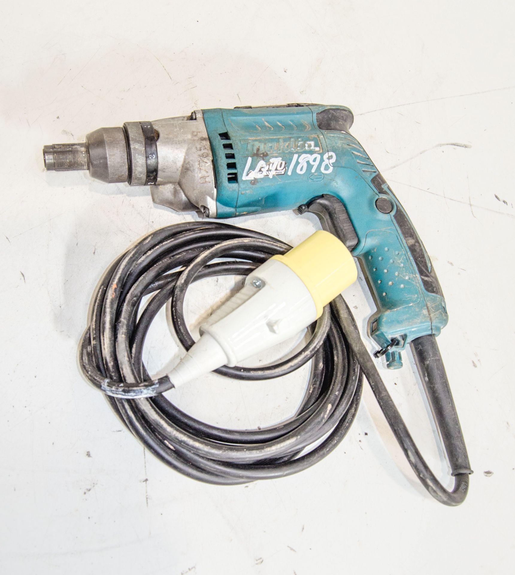 Makita FS2700 110v screw gun A776579