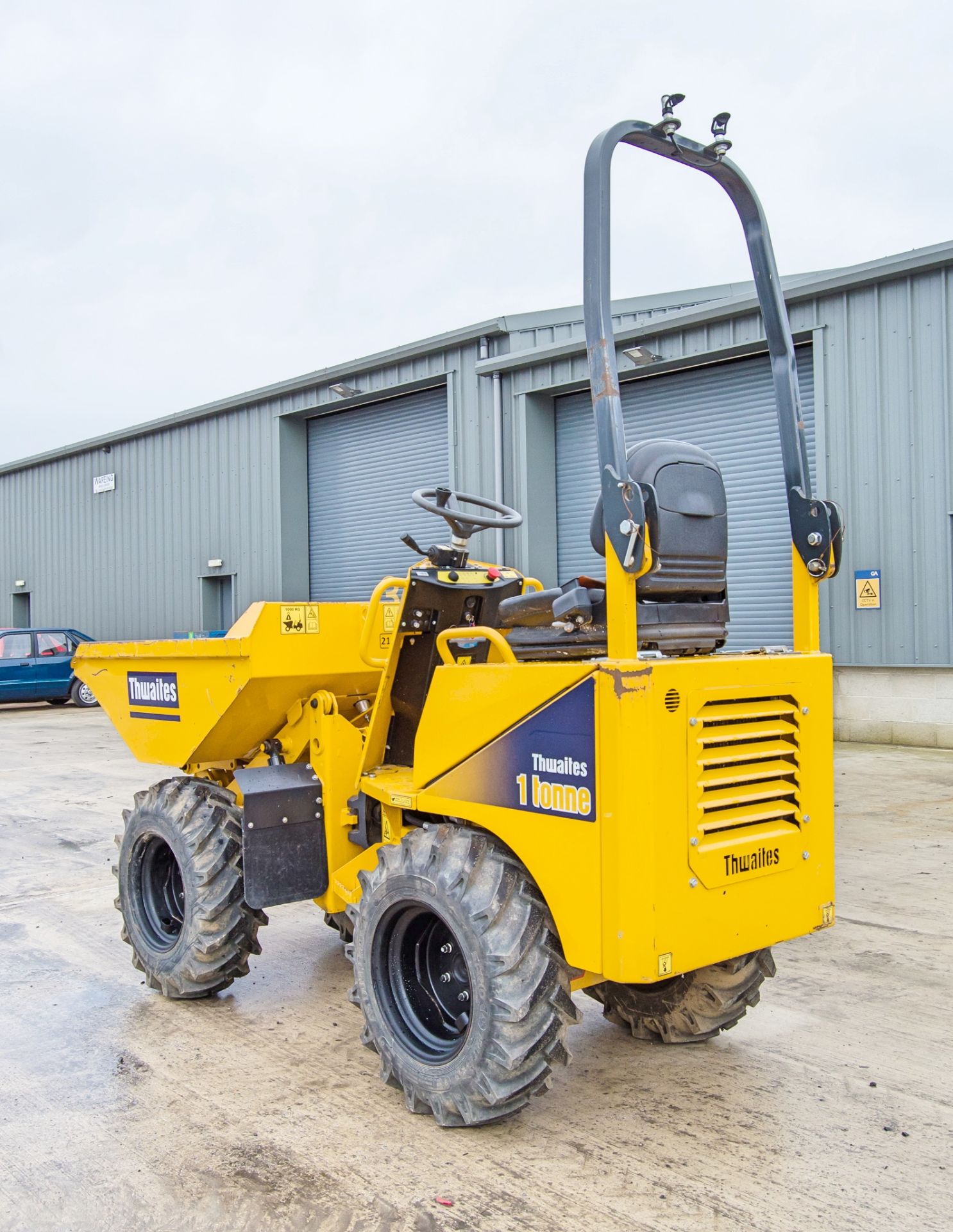 Thwaites 1 tonne hi-tip dumper Year: 2021 S/N: 2101F4623 Recorded Hours: 196 2107TWT913 - Image 4 of 22