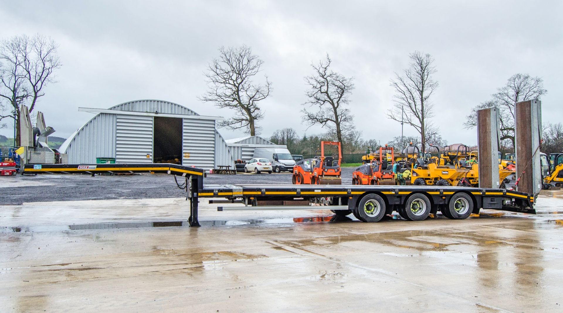 Faymonville Max 13.4 metre tri-axle step frame extender low loader trailer Year: 2021 VIN: 105583 - Image 8 of 34