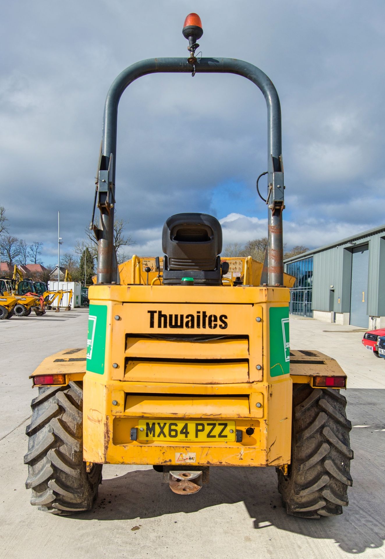 Thwaites 6 tonne swivel skip dumper Year: 2014 S/N: 402C9214 Recorded Hours: 2036 c/w V5C - Image 6 of 21