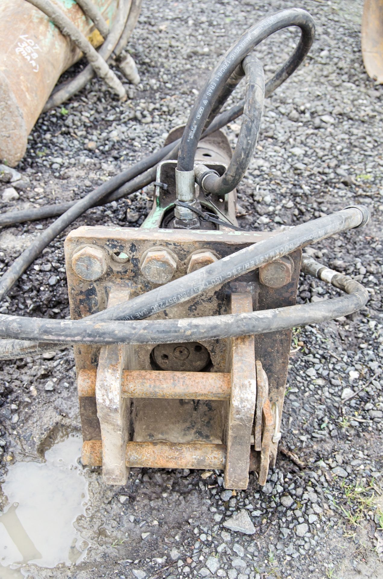 Anross hydraulic breaker to suit 1.5 tonne excavator Pin diameter: 25mm Pin centres: 90mm Pin width: - Image 4 of 4