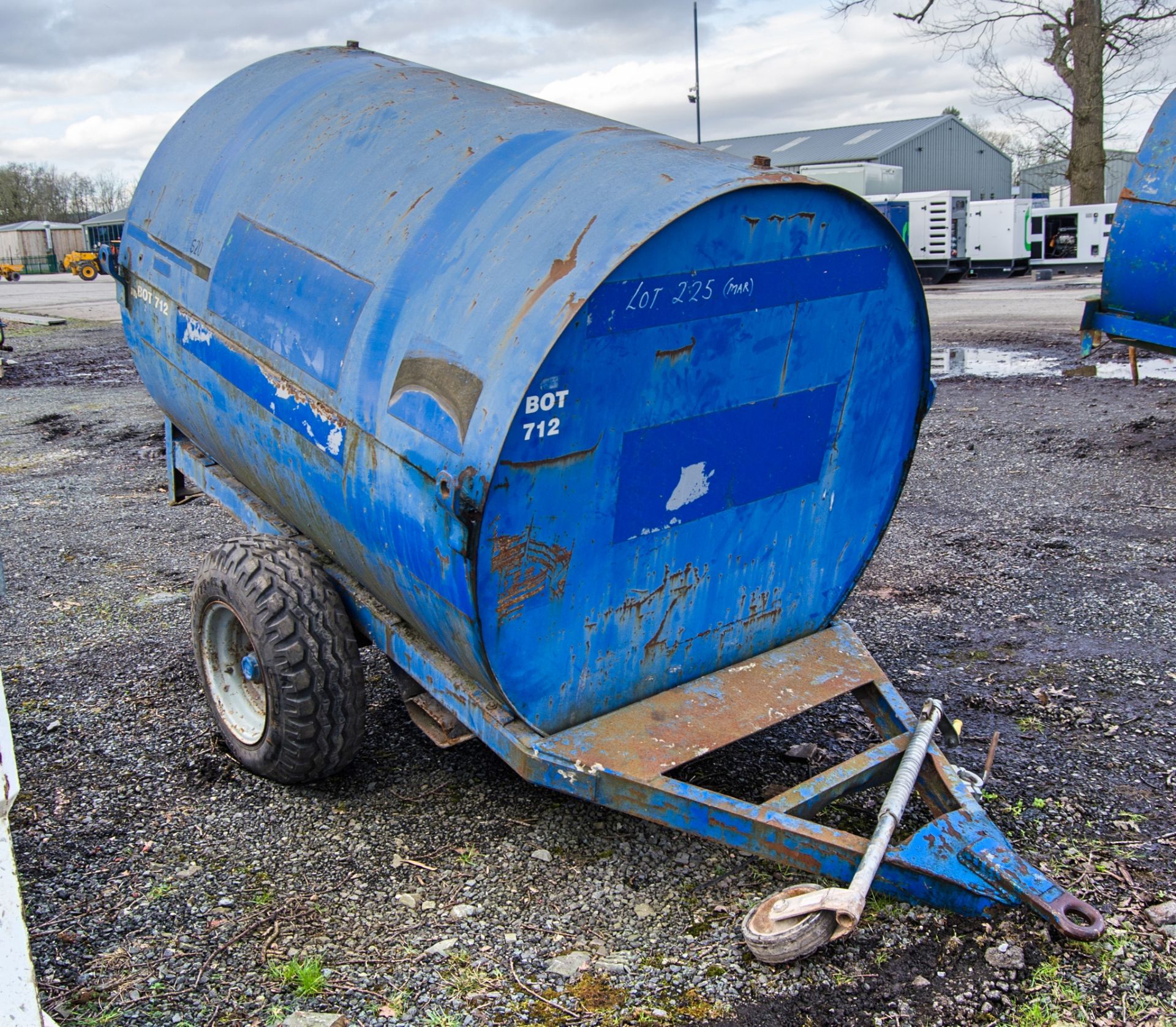 Trailer Engineering 2000 litre site tow steel bunded fuel bowser c/w manual pump, delivery hose - Image 2 of 6