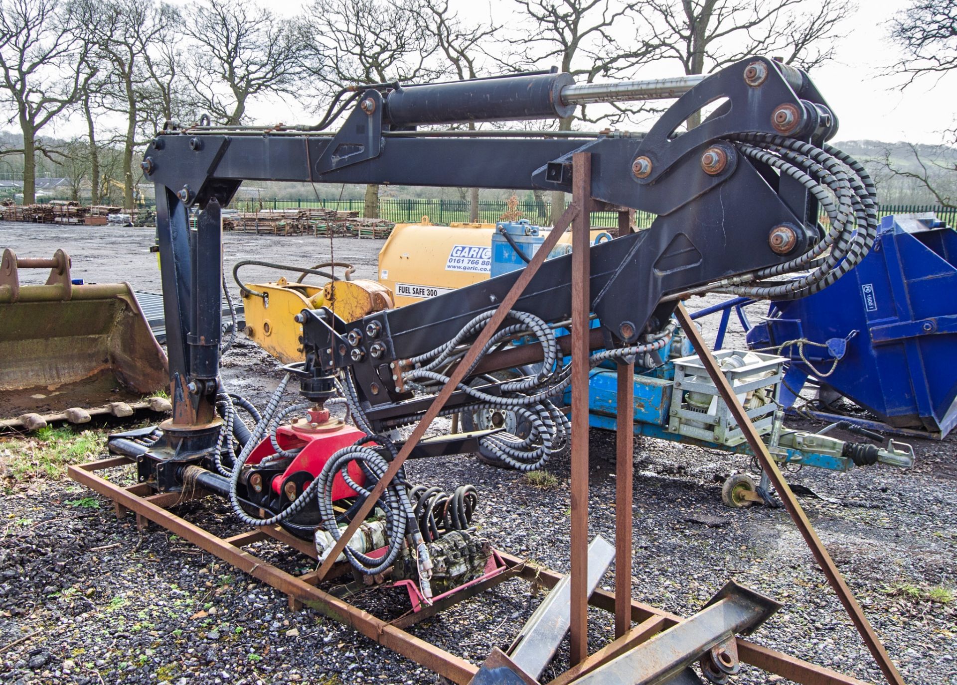 Hydraulic grab lorry crane - Image 2 of 9