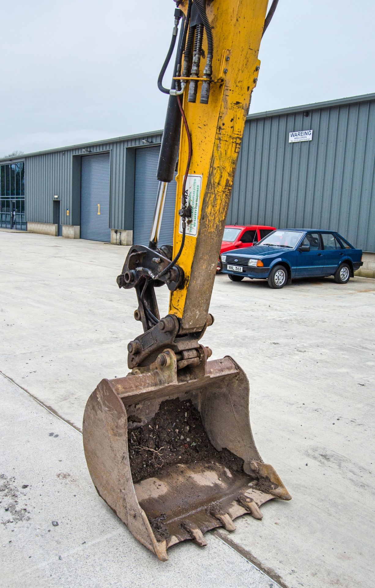 JCB 86C-1 8.5 tonne rubber tracked excavator Year: 2014 S/N: 2249525 Recorded Hours: 7036 blade, - Image 14 of 26