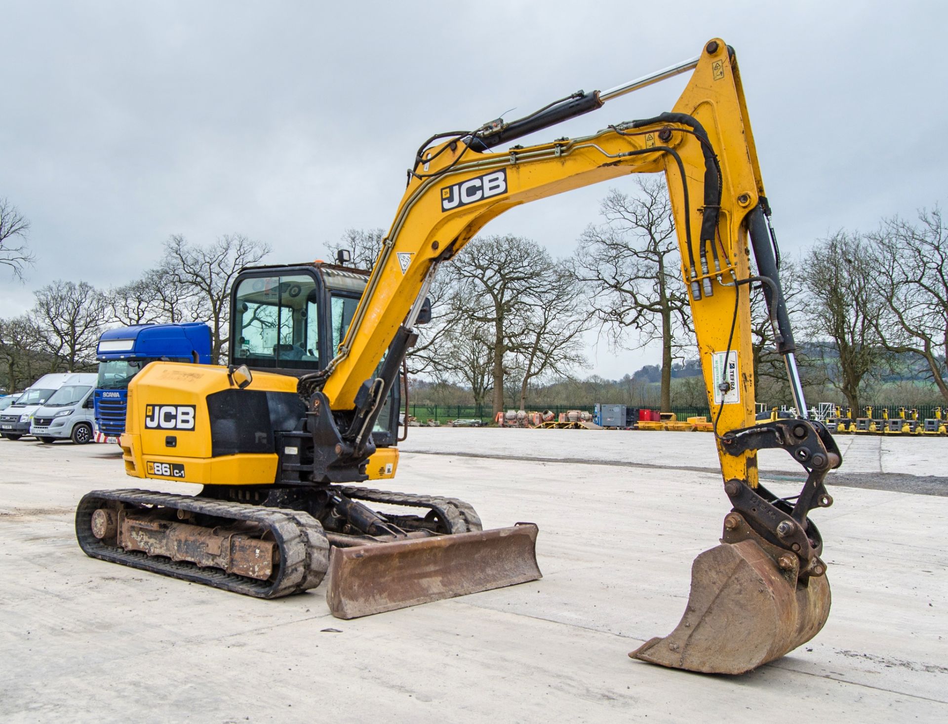 JCB 86C-1 8.5 tonne rubber tracked excavator Year: 2014 S/N: 2249525 Recorded Hours: 7036 blade, - Image 2 of 26