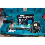 Makita DGA452 18v cordless 115mm angle grinder c/w battery, charger and carry case A1115776