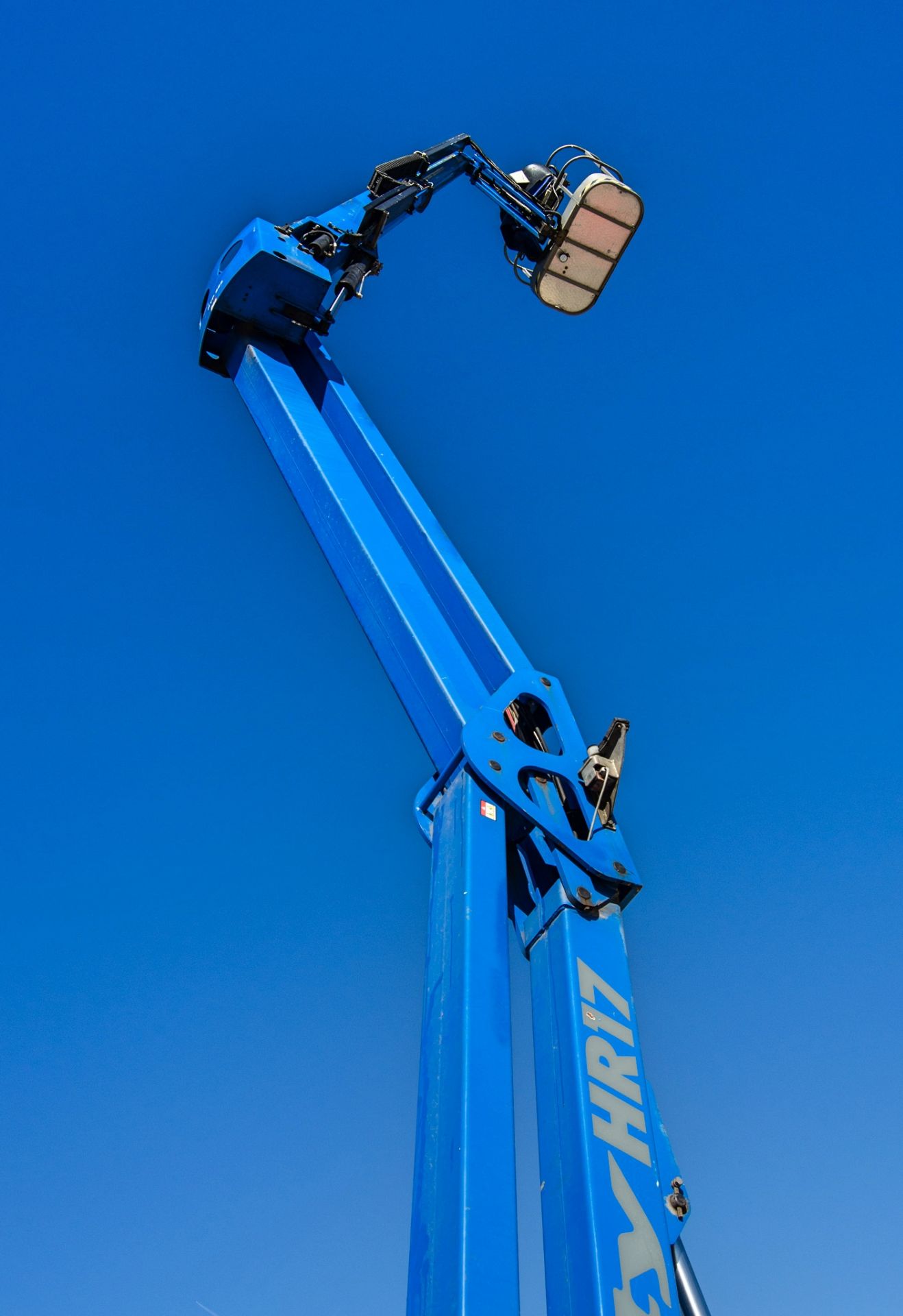 Nifty HR17 battery electric/diesel driven articulated  boom lift access platform Year: 2012 S/N: - Image 10 of 21