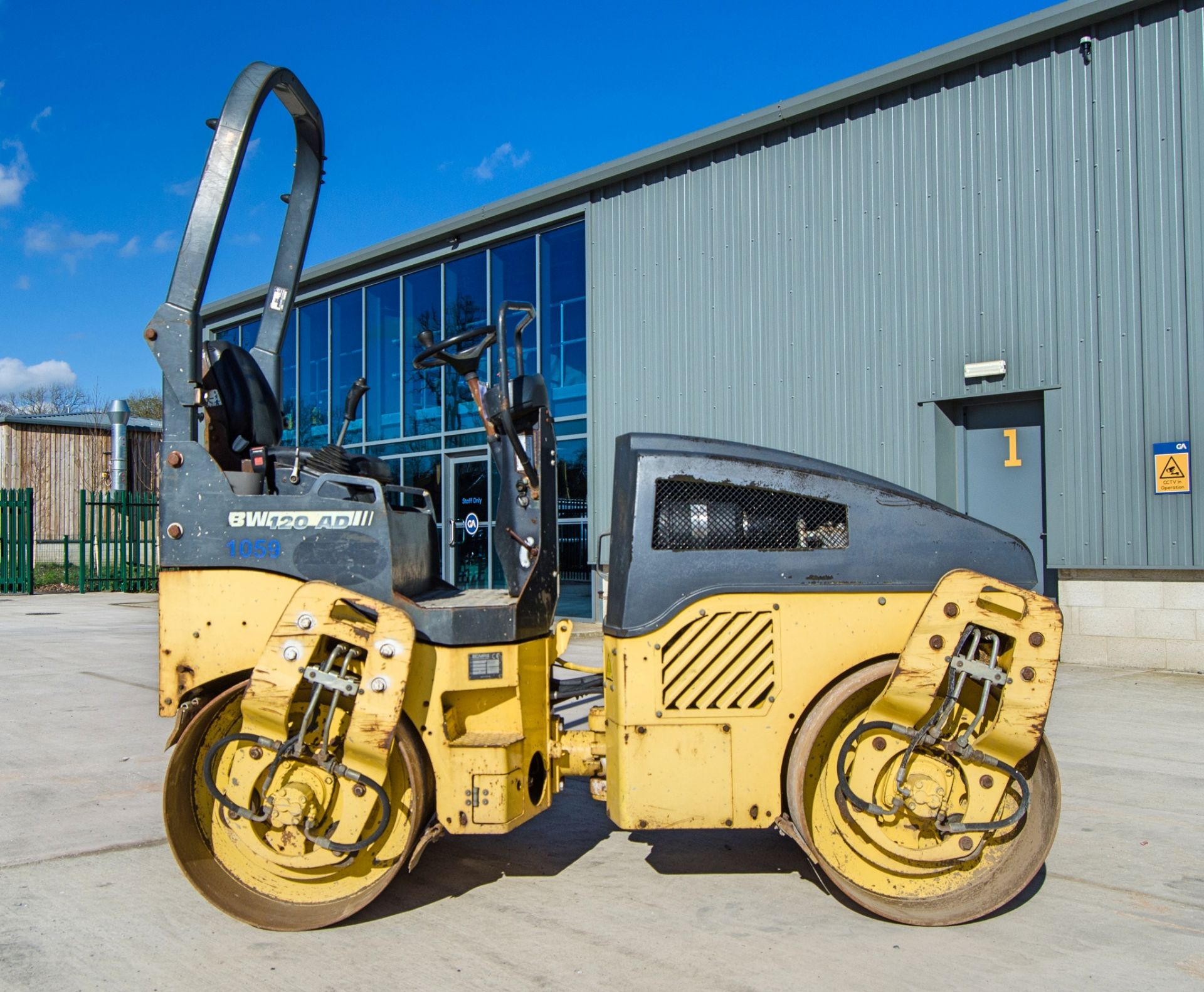 Bomag BW120 AD-4 diesel driven double drum ride on roller Year: 2007 S/N: 24798 Recorded Hours: 1810 - Image 8 of 19