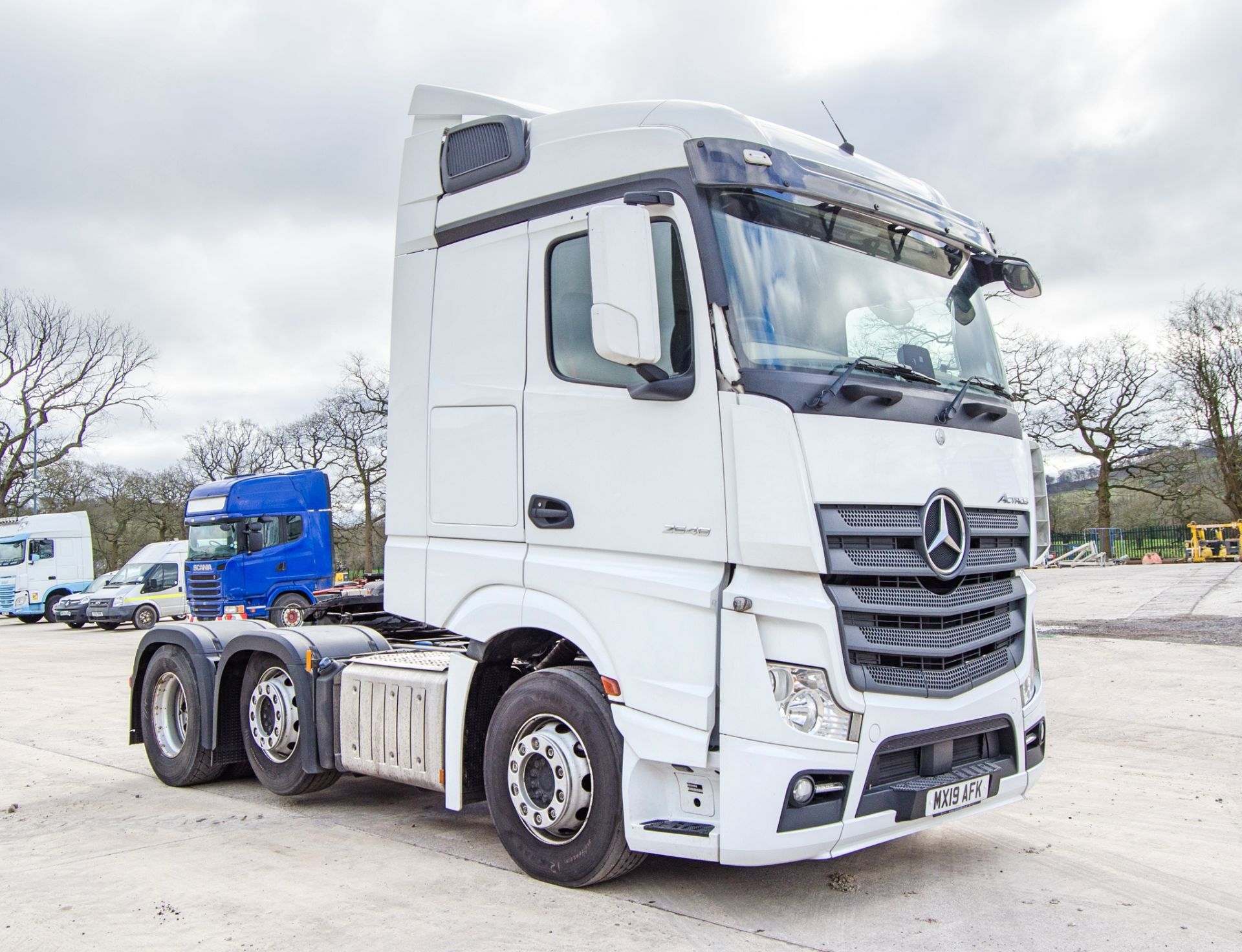 Mercedes Benz Actros 2548 6x2 tractor unit Registration Number: MX19 AFK Date of Registration: 15/ - Image 2 of 33