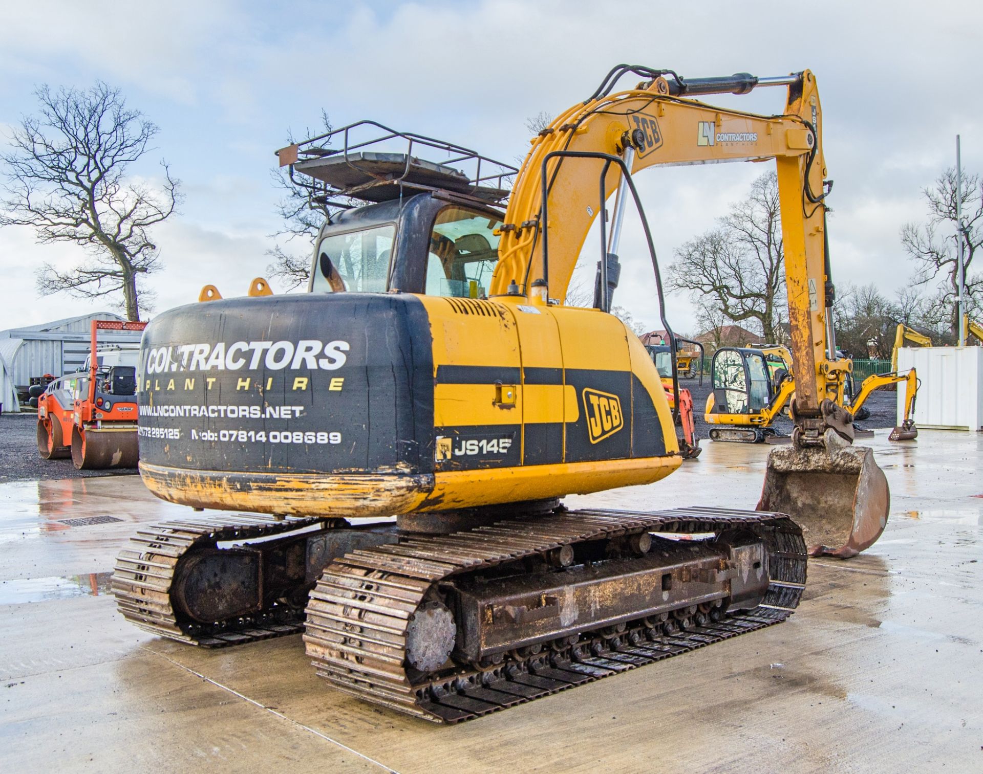 JCB JS145LC 14.5 tonne steel tracked excavator Year: 2009 S/N: 9160009 Recorded Hours: 11,920 piped, - Image 3 of 27