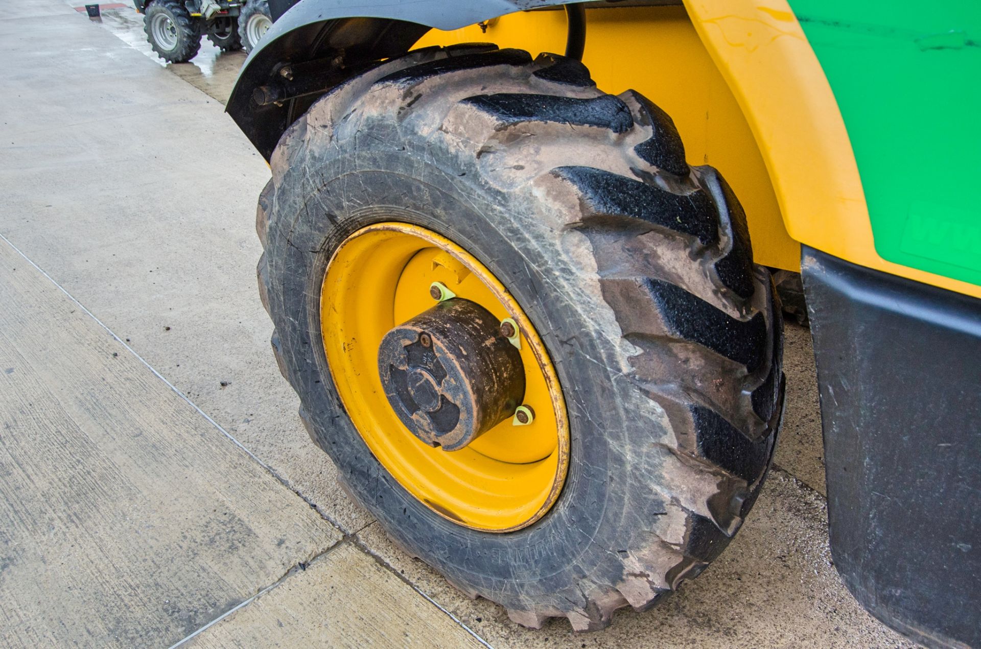 JCB 540-170 T4 IV 17 metre telescopic handler Year: 2016 S/N: 2466177 Recorded Hours: 4145 c/w - Image 15 of 27