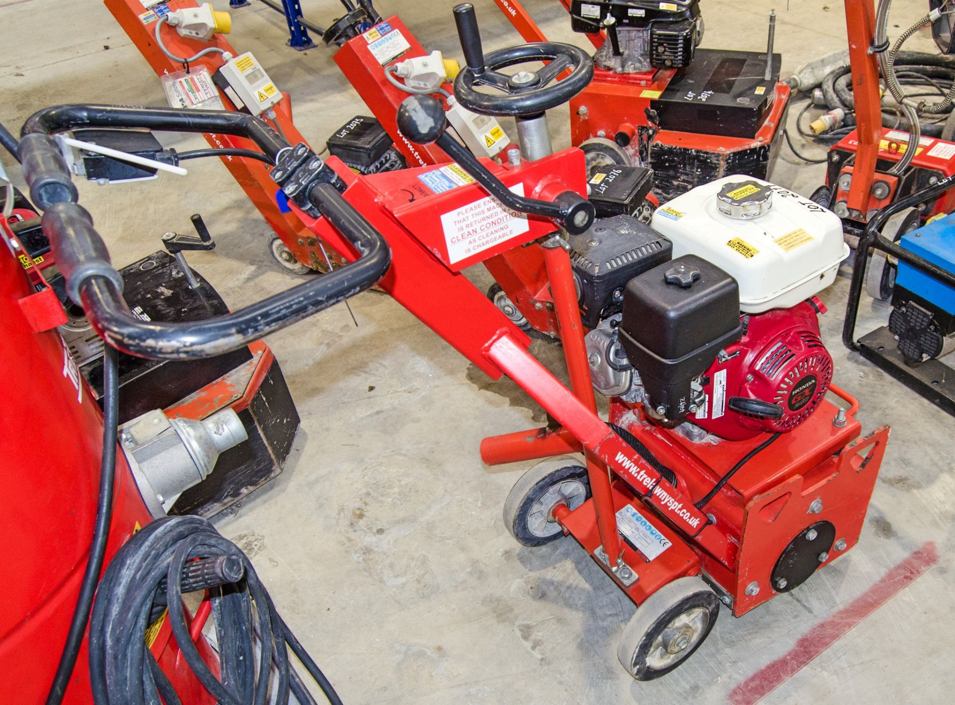 Trelawny TFP260 petrol driven floor scarifier FP43 - Image 2 of 2