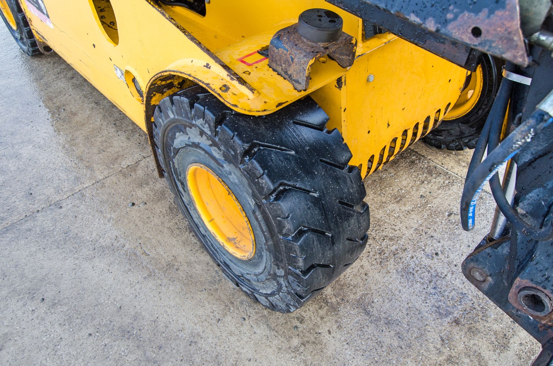 JCB Teletruck TLT35D diesel driven 2 wheel drive telescopic truck Year: 2011 S/N: 1540867 Recorded - Image 14 of 22